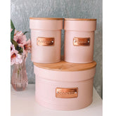 Jogo 3 Porta Condimentos Açúcar e Café 1L e Porta Biscoitos 3,50L Metal com Tampas de Bambu Yoi Rosa